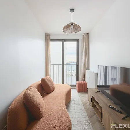Cosy In Spacious T7 In 20 Holiday home